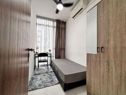 The Lakeshore (D22), Condominium #501962961